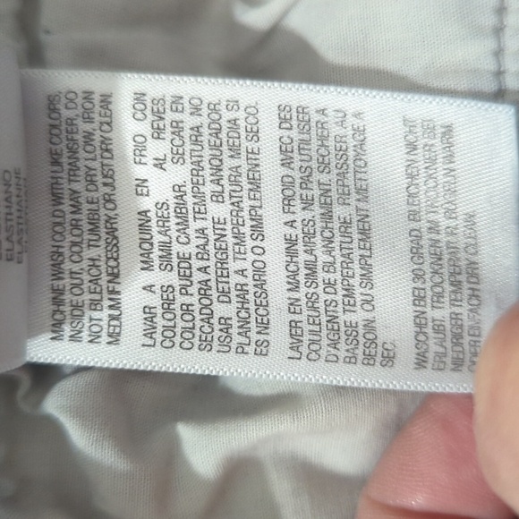 Mother Crop Step Chew Jeans Distressed Frayed Hem Size 26 Blue Denim - Picture 14 of 15